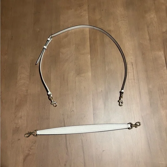 Coach Teri Hobo Bag in White Pebble Leather - Picture 5 of 9